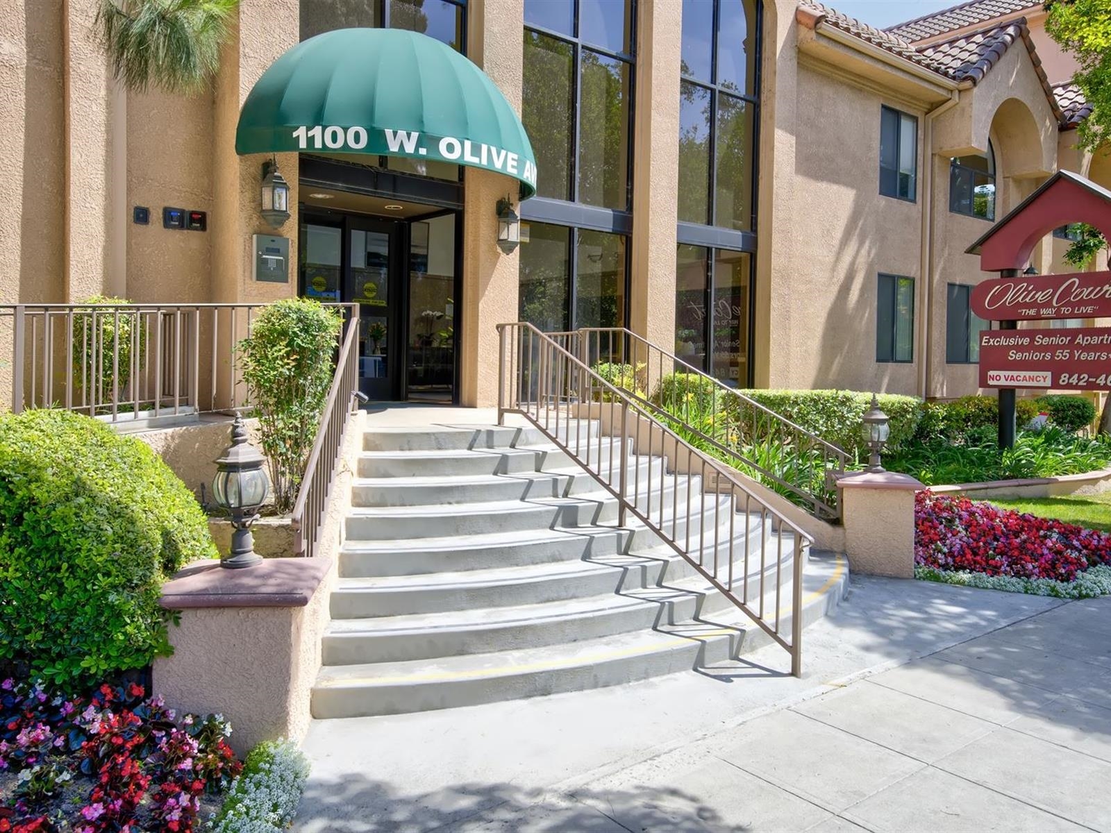 Olive Court Apartments for Rent in Burbank Senior Apartments